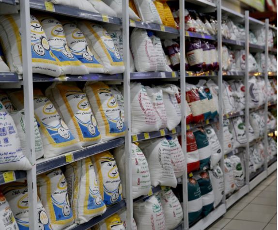 کالاهای اساسی با استانداردهای بین المللی وارد می شود