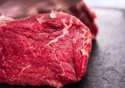 و‌اردات گوشت گرم انجام شد/ تزریق روزانه 60 تن گوشت وارداتی به بازار